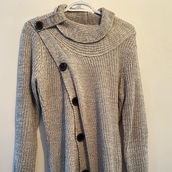 Women’s button sweater - Picture 1 of 2